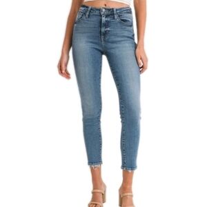 JUST Black Mid Rise Skinny Capri In Medium Denim Size 31